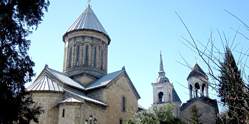 Georgian Orthodox Cathedral is among the best tourist places in Tbilisi with rich history and gorgeous frescoes.