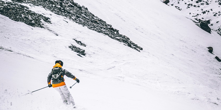 Famous ski resorts offering stunning slopes and mountain views