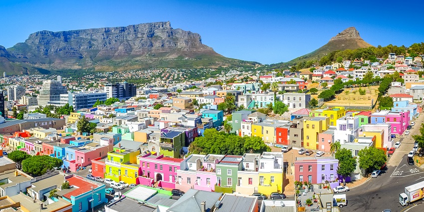 Stroll through colorful Bo-Kaap and discover its culture and brightly painted houses
