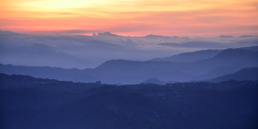 Short trek for panoramic sunset views over the mountains.