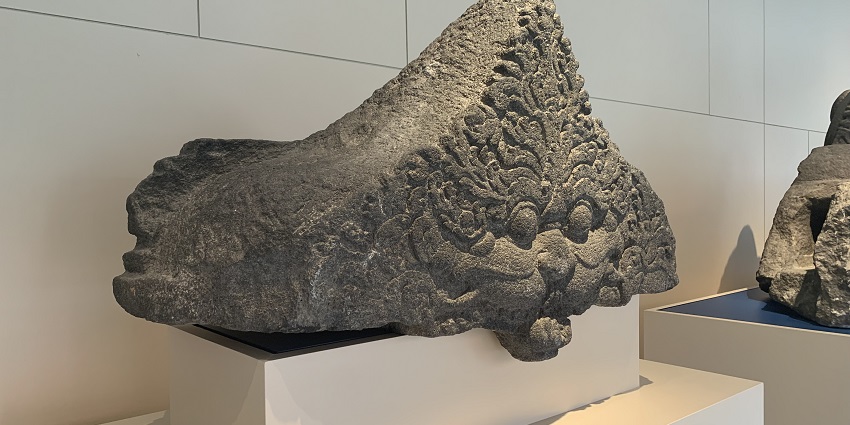 A representative image of artefacts present in the Gurusaday Museum.