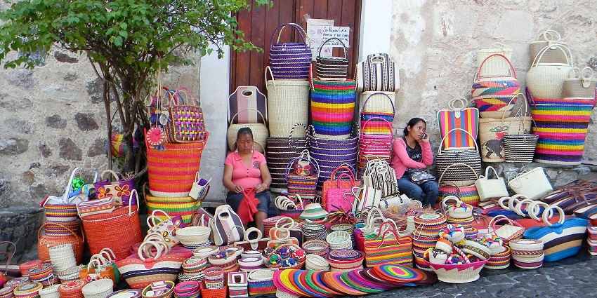 Stroll through Naveen Market in Kanpur for local shopping and vibrant street scenes.
