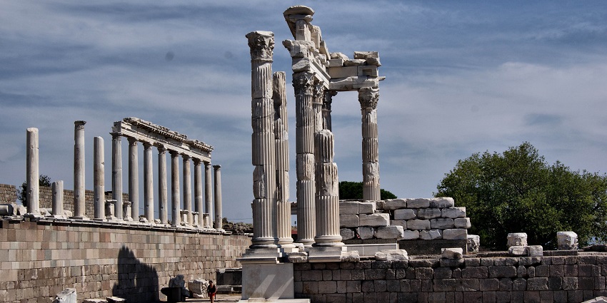 The Temple of Zeus is one of the temples in Turkey with ruins honouring Zeus's legacy.