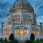 A view of one of the most beautiful temples in Illinois with a clear blue sky.