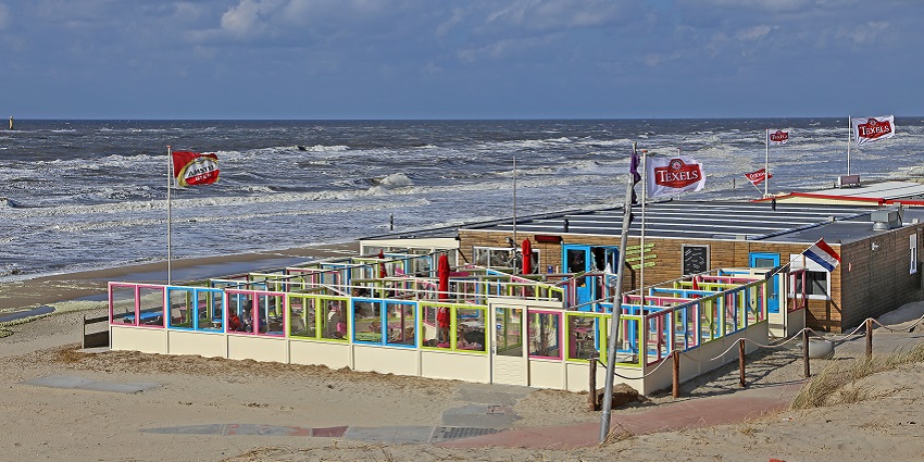 Picturesque Netherlands beaches with scenic views and natural magnificence