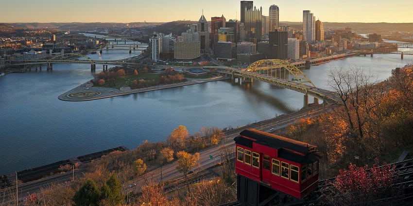 A Pittsburgh Downtown view from the observation deck on the top station of Duquesne Incline.