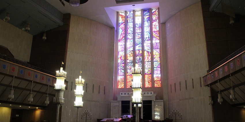 Landmark synagogue in Rehavia, Jerusalem, with rich cultural significance.