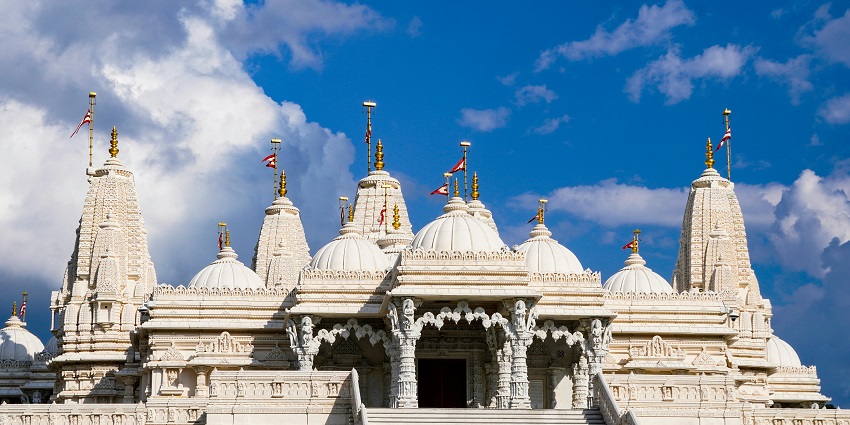 The image shows the Hindu Temple, one of the oldest temples in Washington DC