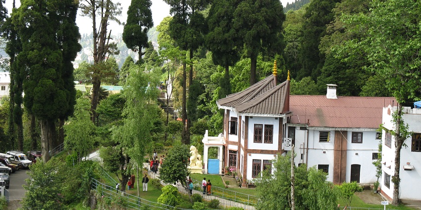 A picture of Peace Pagoda, which is is situated right in the middle of the city of Kolkata.