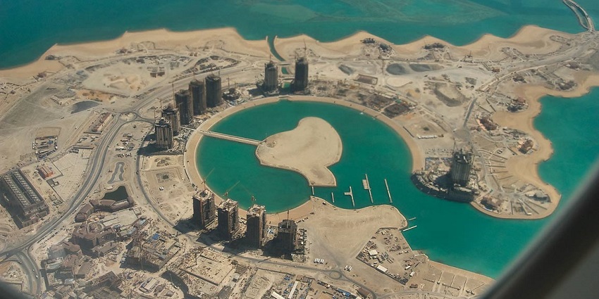 The luxurious man-made Pearl island is among the best places to visit in Qatar offering upscale shopping, dining, and views.