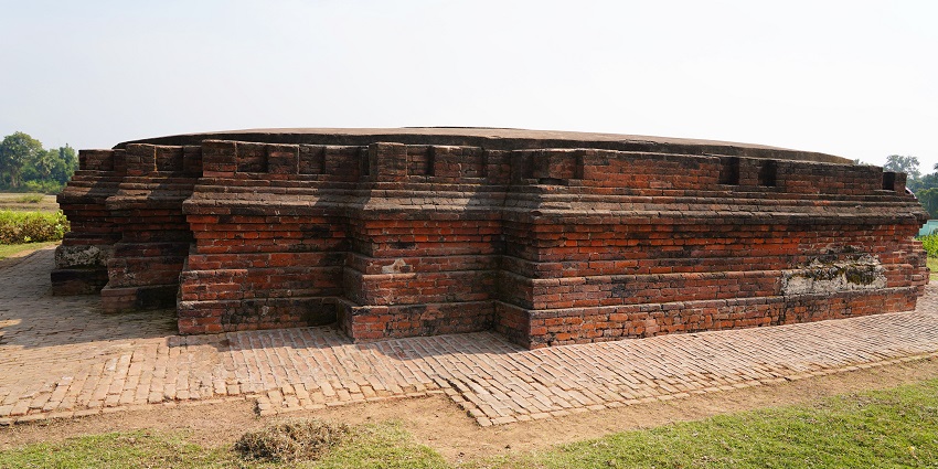 The Shanti Stupa is known for its large golden Buddha statue and for preaching harmony.