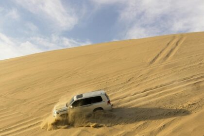 Dune bashing, one of the most popular things to do in Qatar, offers a blend of adventures, culture, sands, and modern attractions.