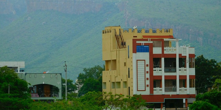 A picture of Tirumala Temple, one of the most religious places to visit near Vellore.