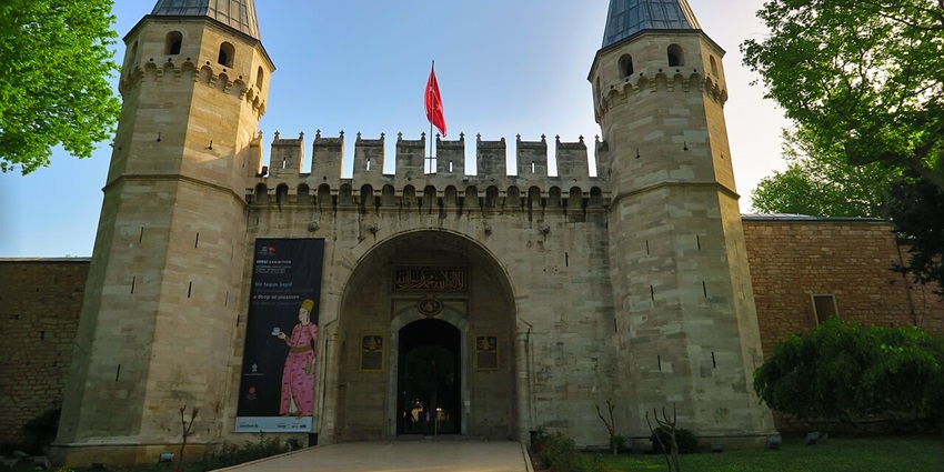 Topkapı Palace reveals the Ottoman Empire's grandeur and mystery.