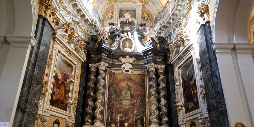 Stunning Baroque cathedral with intricate architecture and rich history.