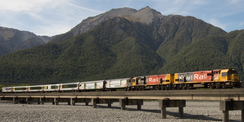 A train journey in TranzAlpine Railway is an amazing thing to do in ChristChurch.