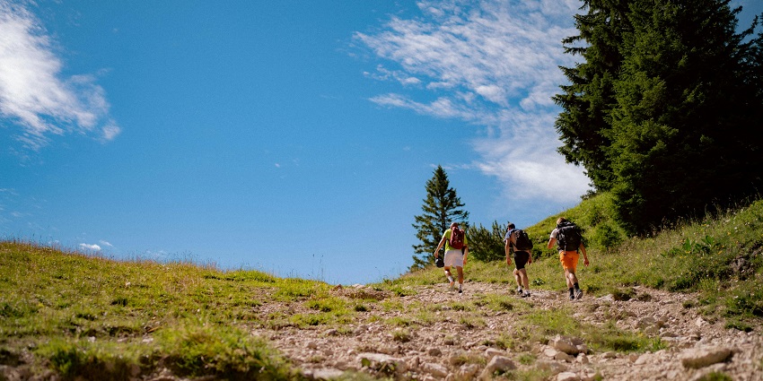 A view of popular trekking routes around Kolad, suitable for all levels with natural beauty.