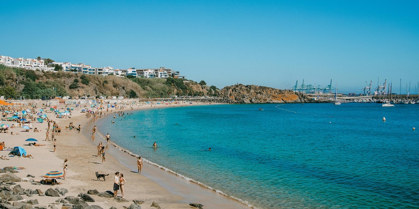 Istanbul beaches with clear waters and scenic surroundings for relaxation