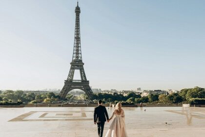 Celebrate Valentine's Day in Paris with romantic dinners, boat rides, and strolls.