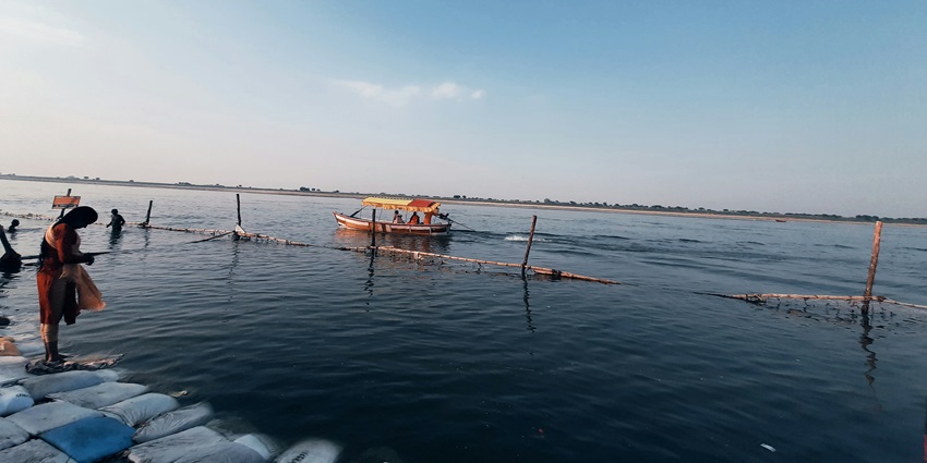 A picture of Vindhyachal, one of the best places to visit near Allahabad.