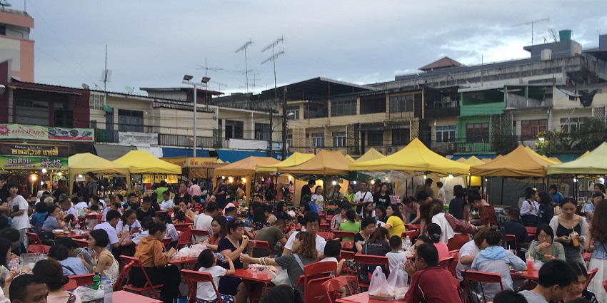 Beautiful image of the Krabi busiest market and the food spot on the scenic island