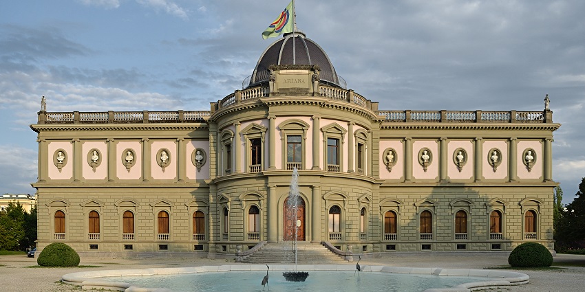 Museum displaying exquisite timepieces and Swiss watchmaking history