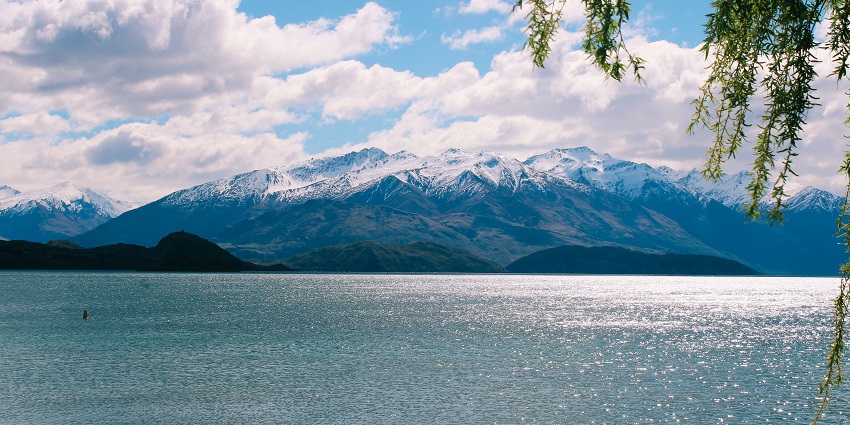 A beautiful town, Wanaka, is among the places to visit in New Zealand in September.