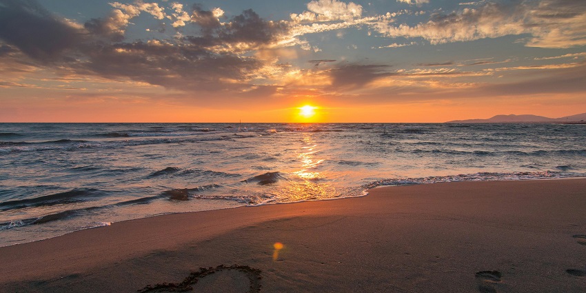 A view of a glorious sunset at Rameshwaram Beach, one of the things to do in Rameshwaram.