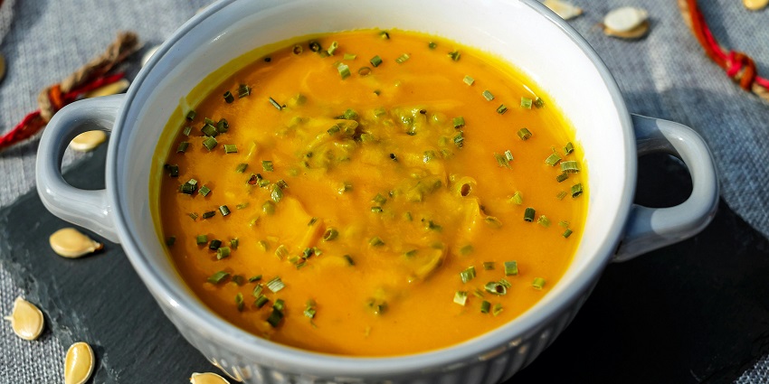 Savour the best and authentic Indian dishes on your visit to the state of West Bengal.