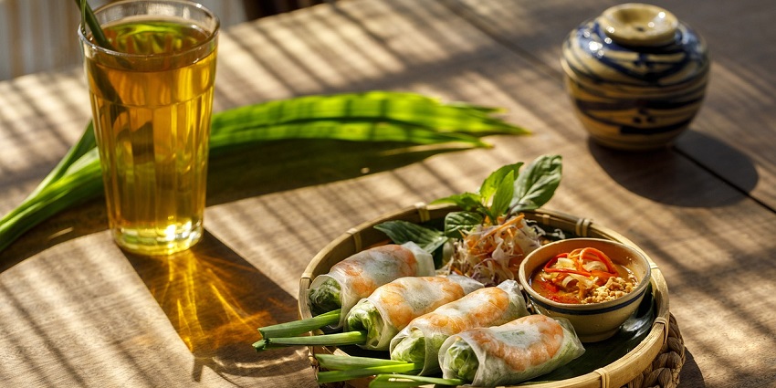 An image of a a delicious dish similar to what visitors can enjoy a meal around.