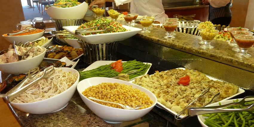 Savour Mediterranean cuisine, street food, and Dead Sea resort buffets.