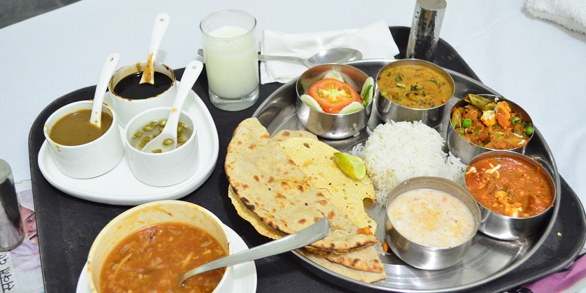 Image of north Indian food rhali - diverse dining options in Jim Corbett cater to all travelers
