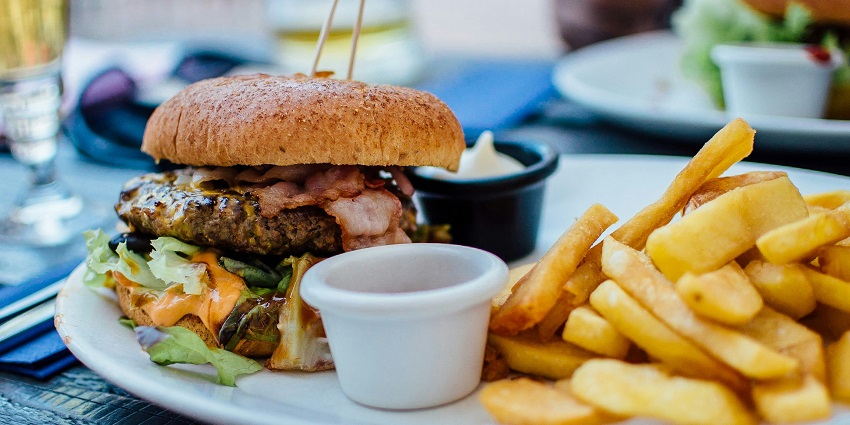 vegetarian restaurant with diverse Swiss and international-inspired dishes at nearby spots