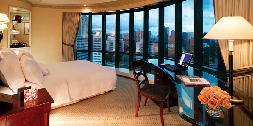 The nearby accommodation options offer luxurious and high-quality hotels in Zurich.