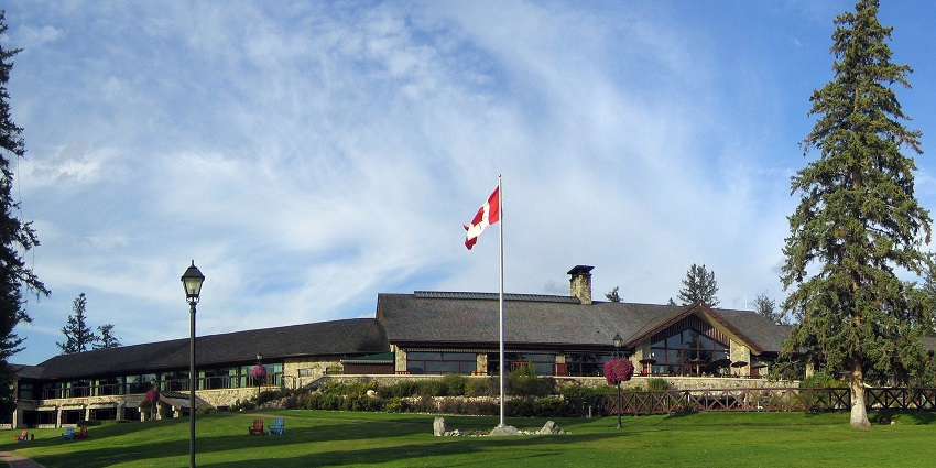 A panoramic view of the Fairmont Jasper Park Lodge, a luxurious accommodation option