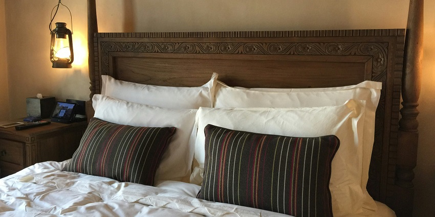 An image of a hotel room, one of the accommodations near the temple in Uttarakhand.