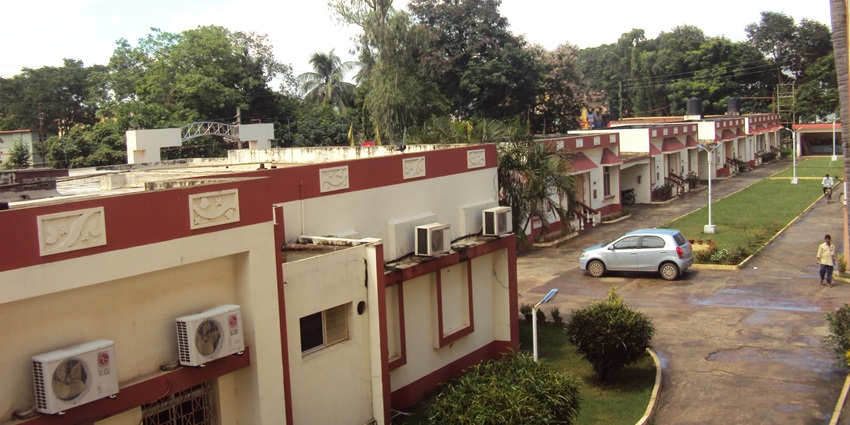 An image of Shantiniketan Tourist Lodge near Nandan Art Museum and Gallery.