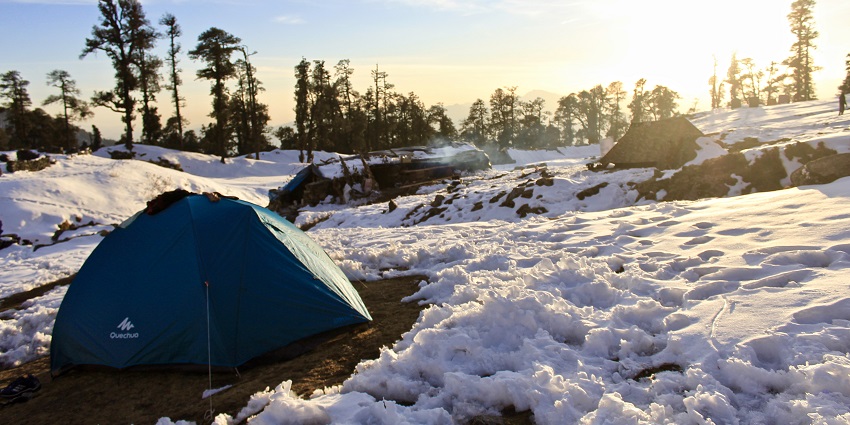 Cosy accommodations near Kedarnath offering peaceful stays amidst nature.