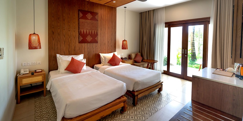 Cozy Hotels & Resort near Pithoragarh Forts, Uttarakhand hills.