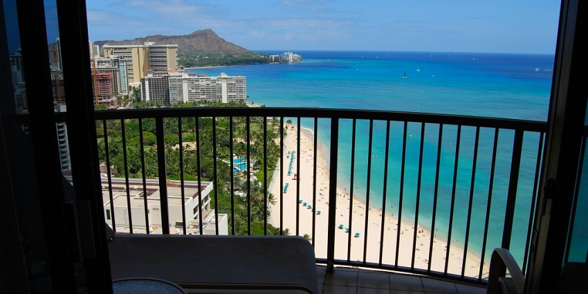 Multiple hotels near Palm Beach in Australia for an easy accommodation