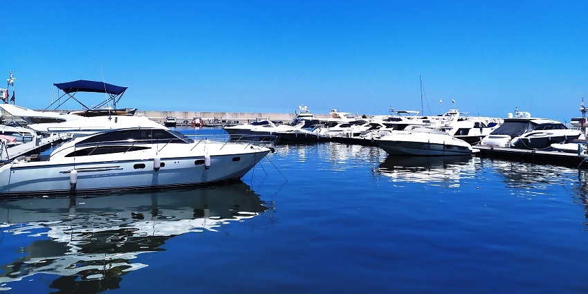 Zaitunay Bay is among the best places to visit in Lebanon, with restaurants, shops, and marina views.