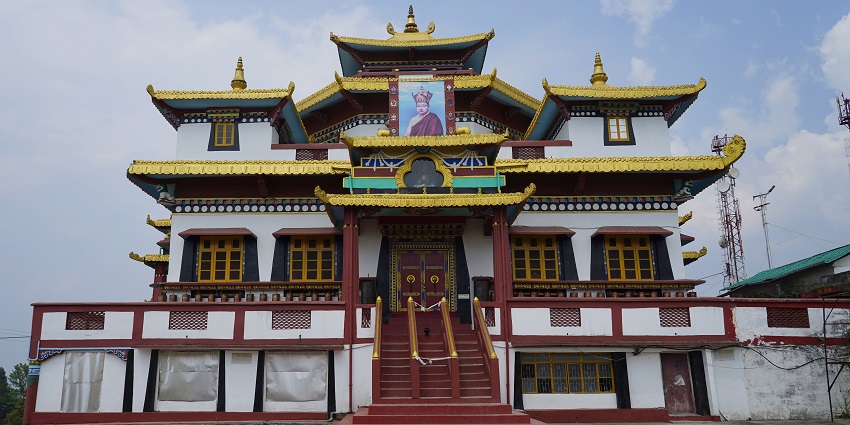 Visit Tibetan Monastery Zang Dhok Palri while visiting Neora Valley National Park