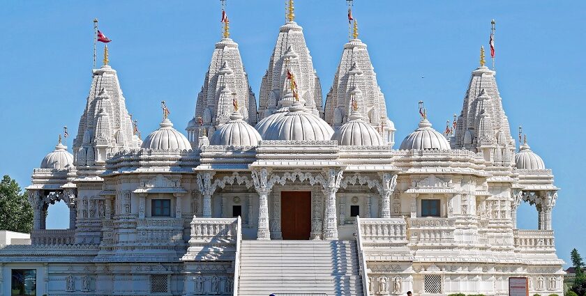 A panoramic view of BAPS Shri Swaminarayan Mandir in the city of Toronto, Canada.