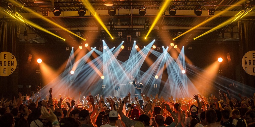 4.40 Music Hall offers live shows for an epic Bogota nightlife vibe.
