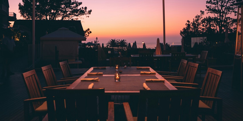 An image of sunset at Jarun Lake, a picture-perfect place to enjoy Croatia's nightlife.