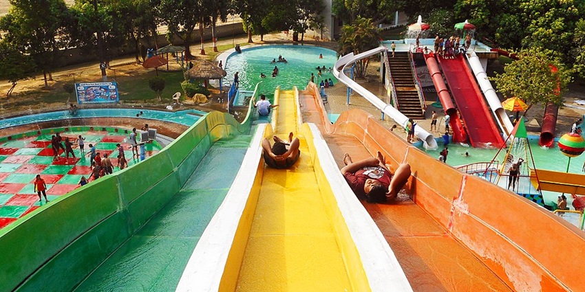 Relax and refresh at AapnoGhar Resort Water Park in Haryana, the perfect getaway.