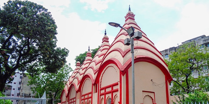 Dhakeshwari Temple Dhaka is a state-owned religious site that was built by Ballal Sen.
