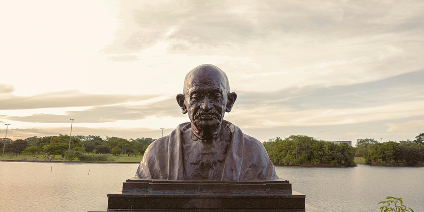 The statue or the bust of Mahatma Gandhi in one of the parks in Brazil.
