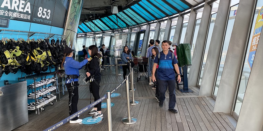 Macau Bungee Jumping is a unique and unmatchable experience for adrenaline junkies.