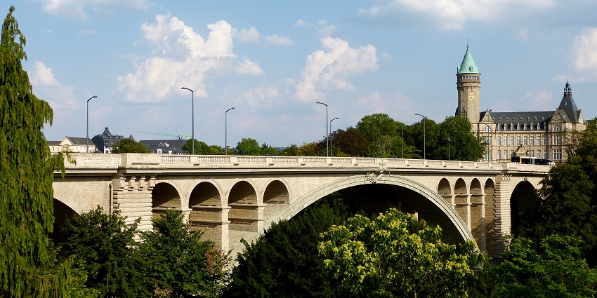 Admire the architecture of the Adolphe Bridge, a place to visit in Luxembourg